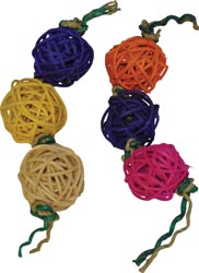 JAVA WOOD MEATBALL STRINGERS BIRD TOY