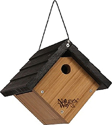 WREN TRADITIONAL HANGING BIRD HOUSE