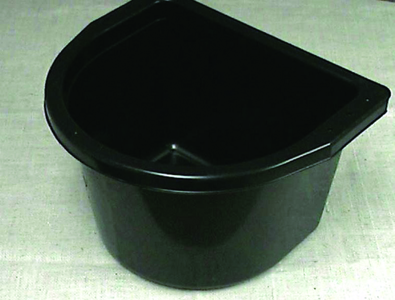 Over The Fence Feeder 20qt - Black