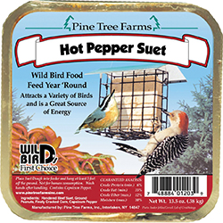 Hot Pepper Suet Cake - 13.5 oz.